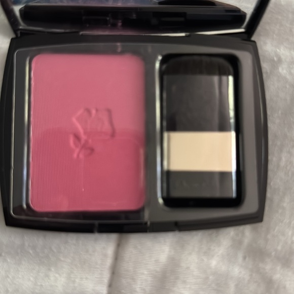 LANCOME Blush Subtil Powder Blush Fusion Color 330 power of joy 0.18 oz / 5.1 g - Picture 2 of 6